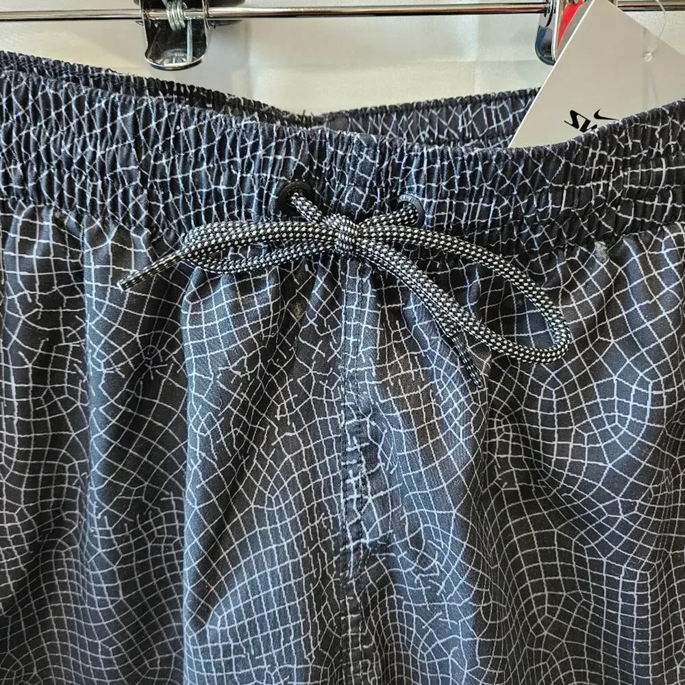 Nike [Read/Rip] Swim Shorts Black White Medium NESSD541-001